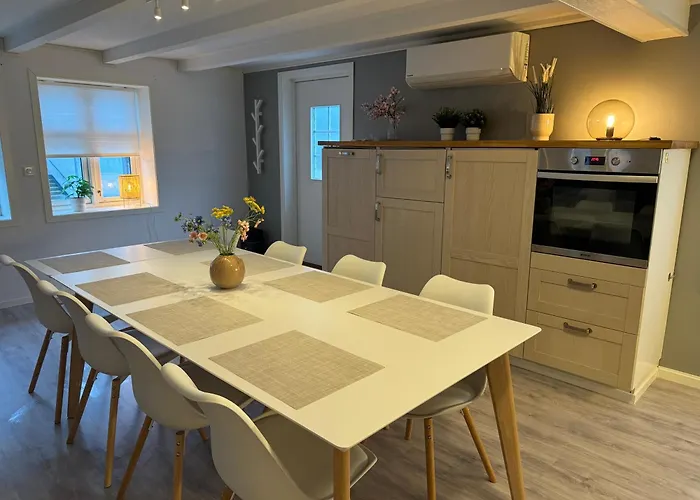 Apartment Charming In The Harbour Of Jorpeland